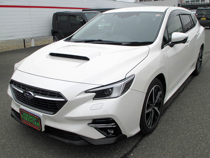 レヴォーグ
